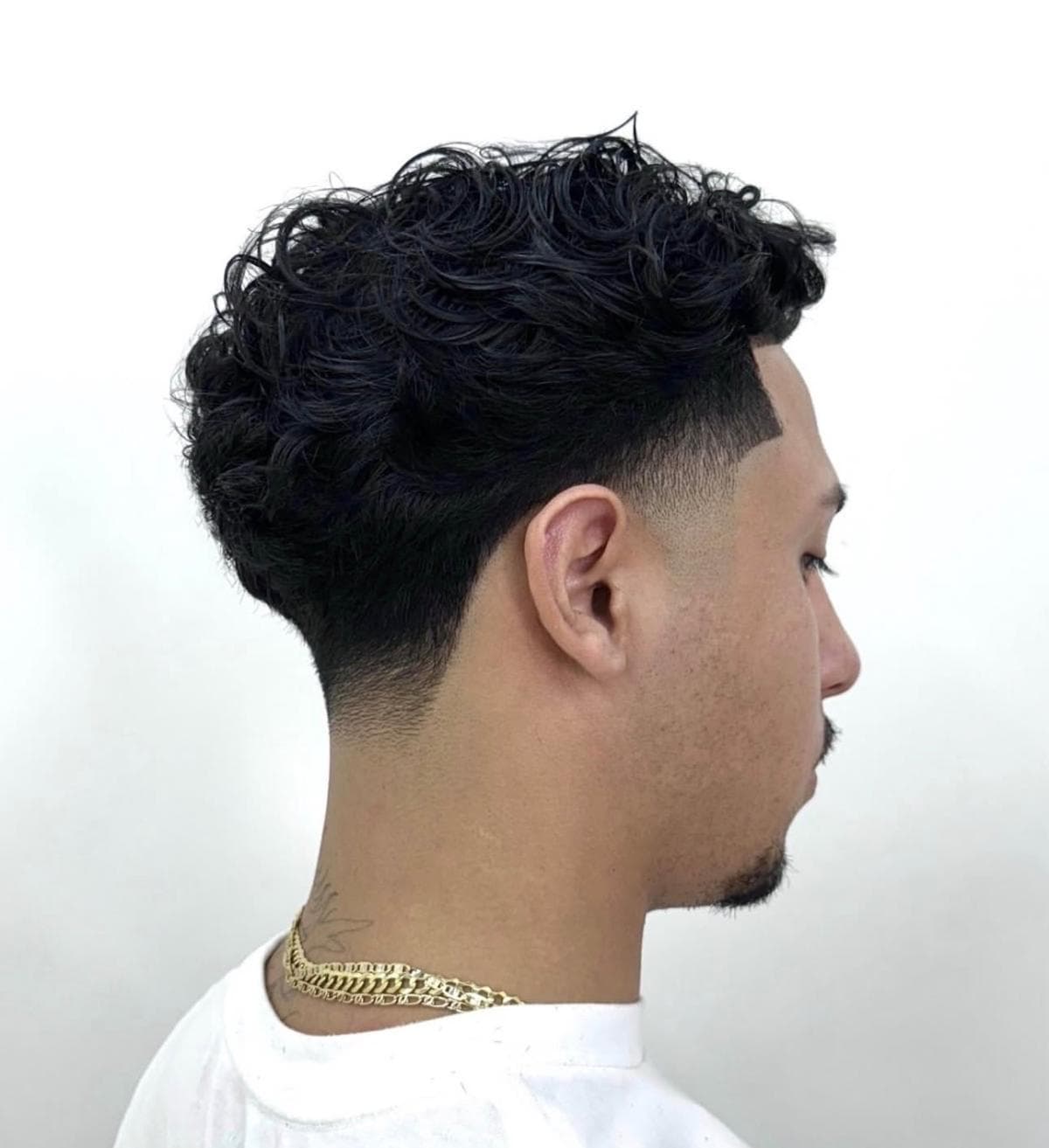 Steven - Modern style